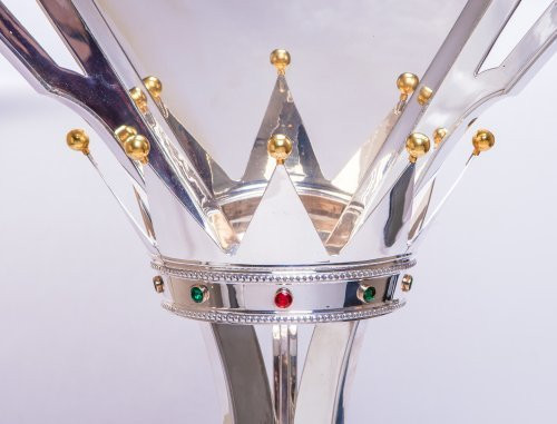 INSIDE THE CROWN: The Triple Crown Trophy