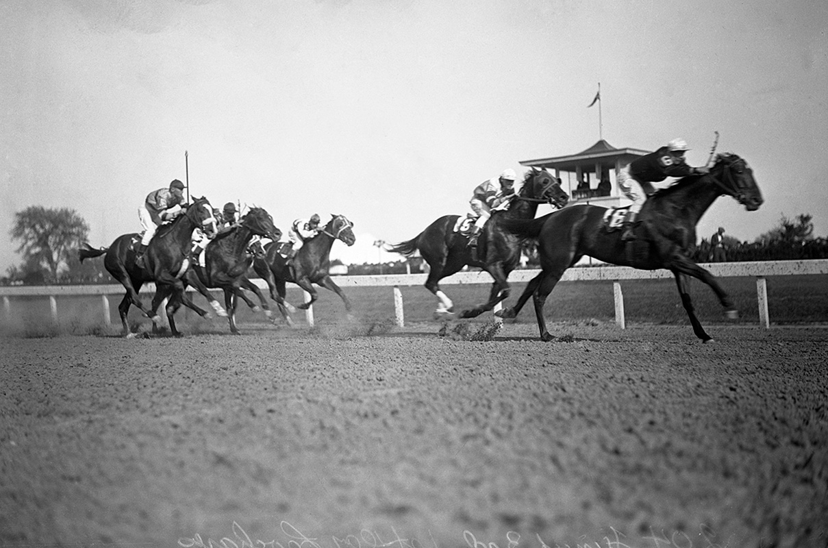 Finish Of The One Mile Race, Derby Day 1901, Louisville, Kentucky, 1901  (b/w Photo) Fleece Blanket by Detroit Publishing Co - Bridgeman Prints